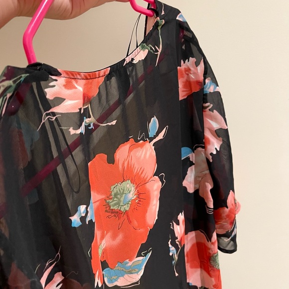 Floral sheer cover up - Picture 3 of 6